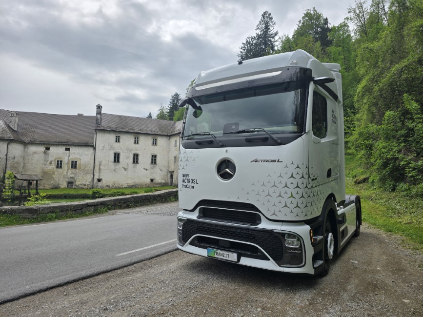 Družili smo se z novim Mercedesovim Actros L ProCab