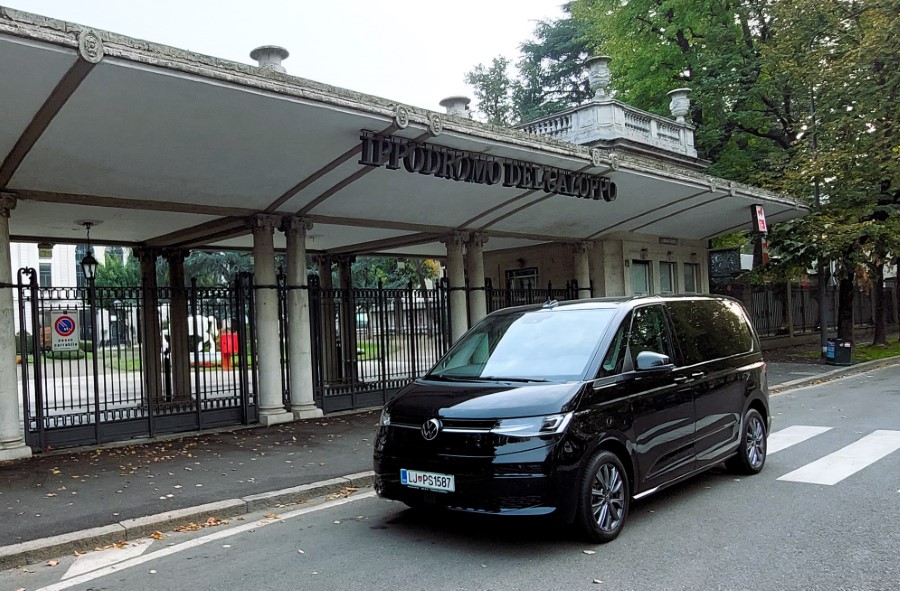 Osemsedežni Multivan: shuttle za zasebno in poslovno rabo