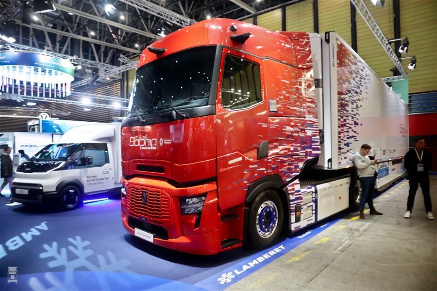 Renault T z daljšo kabino