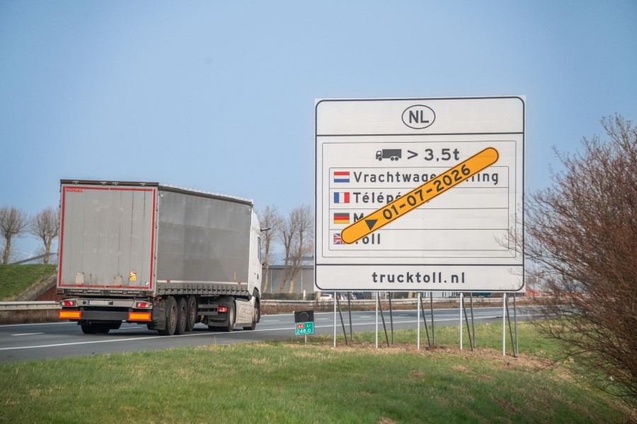 Nizozemska uvaja cestnino na prevožen kilometer