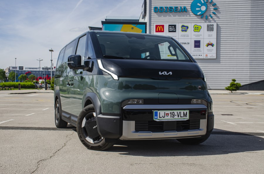 KIA PV 5 – enoprostorec po korejsko